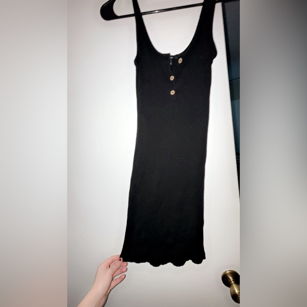 bodycon black dress